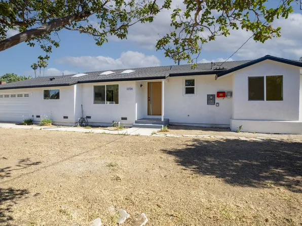 15724 Chase St, North Hills, CA 91343