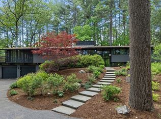 127 Commerford Rd, Concord, MA 01742