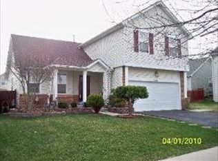 255 Claridge Cir, Bolingbrook, IL 60440