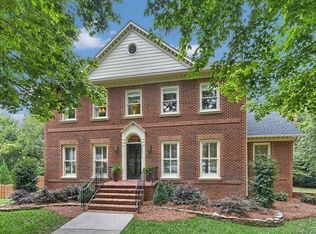 2200 Ashcliff Ln, Charlotte, NC 28270