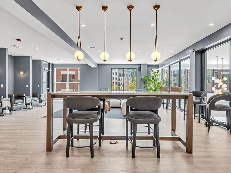 Luxe 360 on Centerpointe — Photo 44