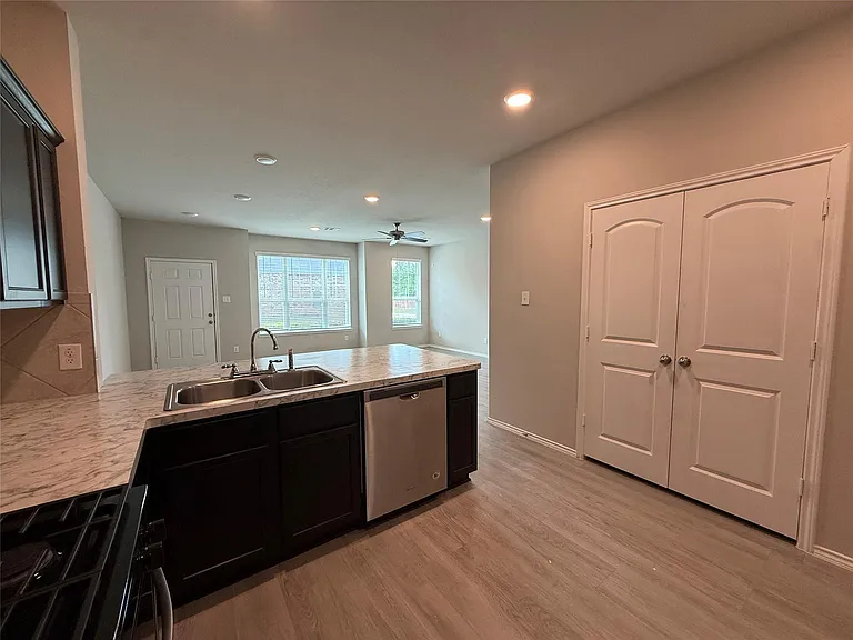 15850 Perthshire Creek Dr — Photo 11