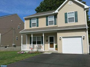306 7th St, New Castle, DE 19720