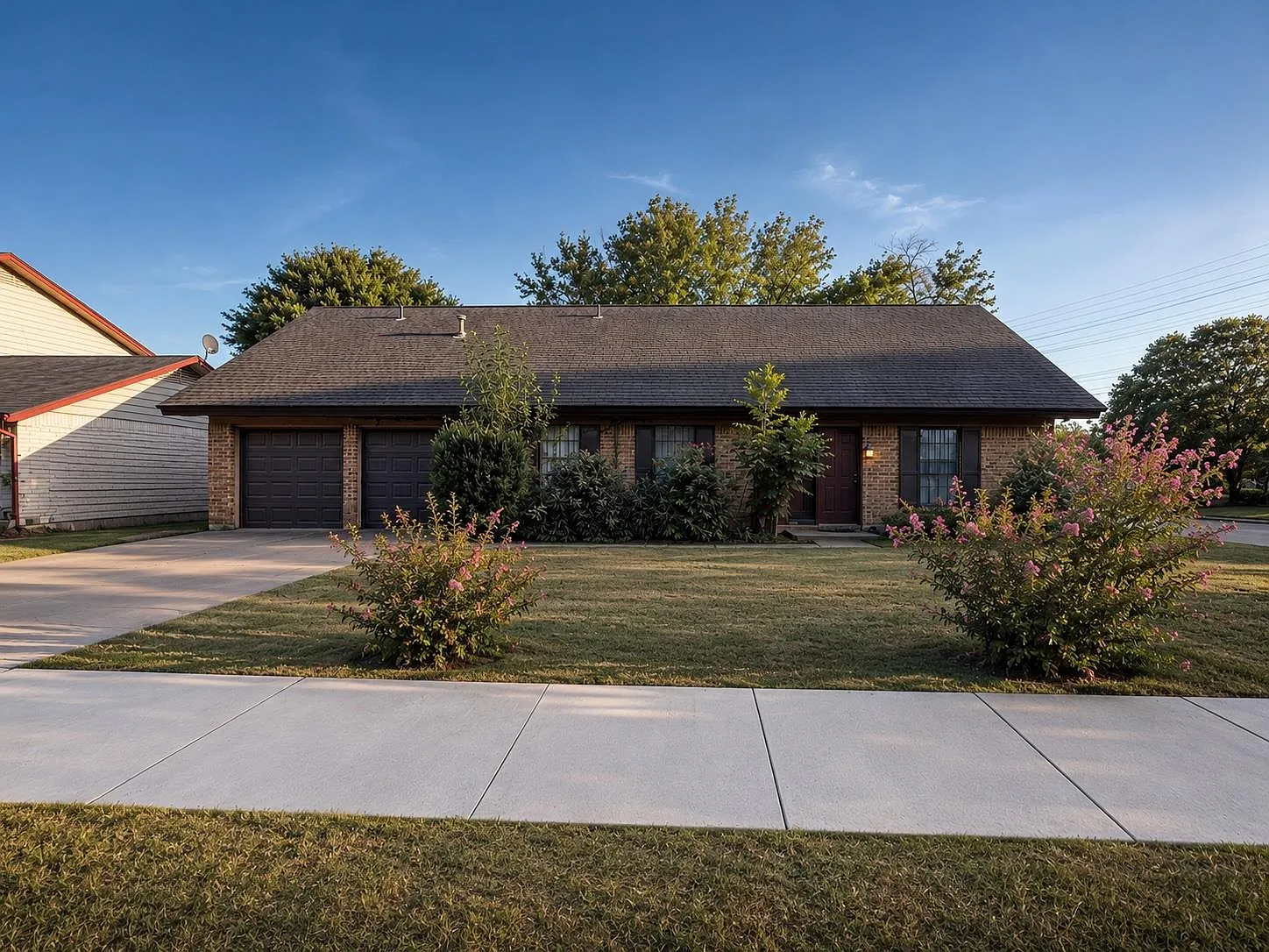 4 bed, 2.0 bath, 1985 sqft, $2,750 — Photo 1