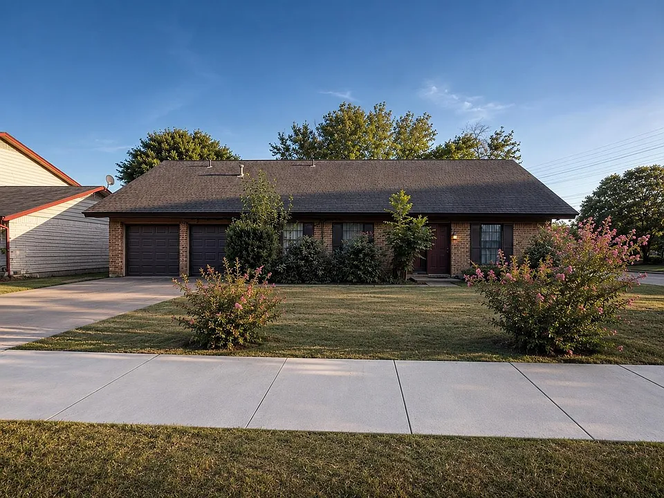 305 Starbright Dr