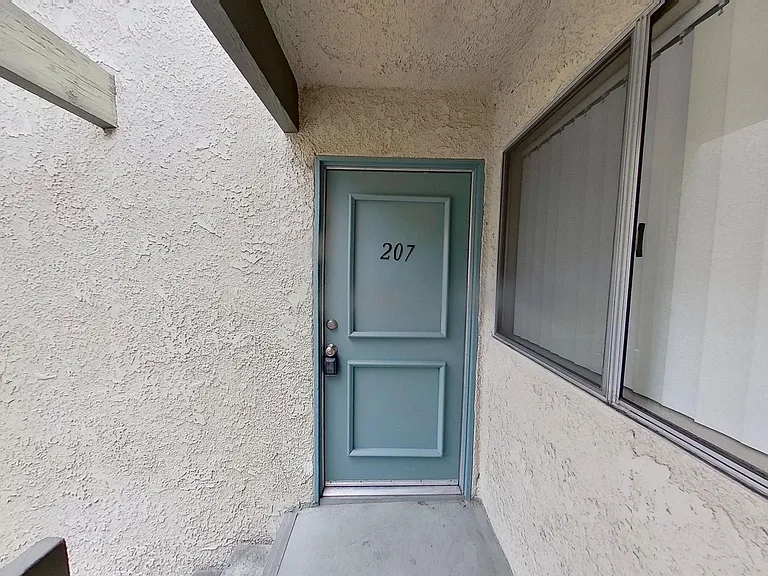 401 Beach Blvd - El Pueblo Apartments — Photo 16