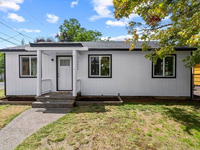 3235 SE 69th Ave, Portland, OR, 97206