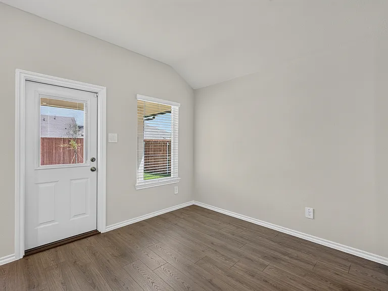 728 Orchid Way — Photo 22