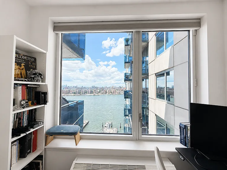 22 N 6th St #25L — Photo 4