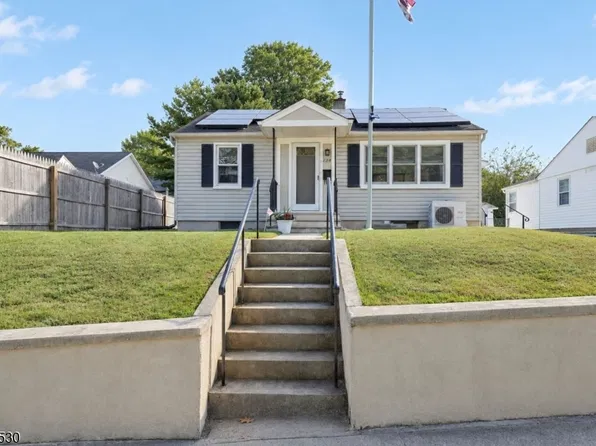 224 Baker St, Dover Town, NJ 07801