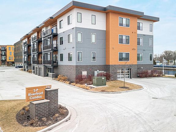 2nd image of 750 S Pier DRIVE #3