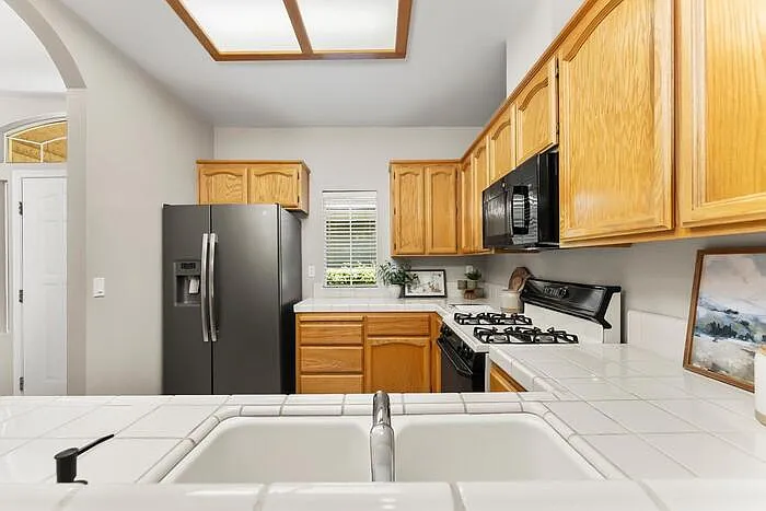 742 Langrick Ct — Photo 16