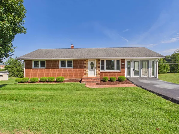 40 Ellett Rd, Christiansburg, VA 24073