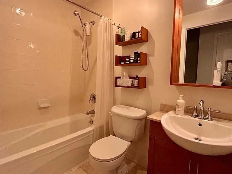60 Byng Ave #910 — Photo 13