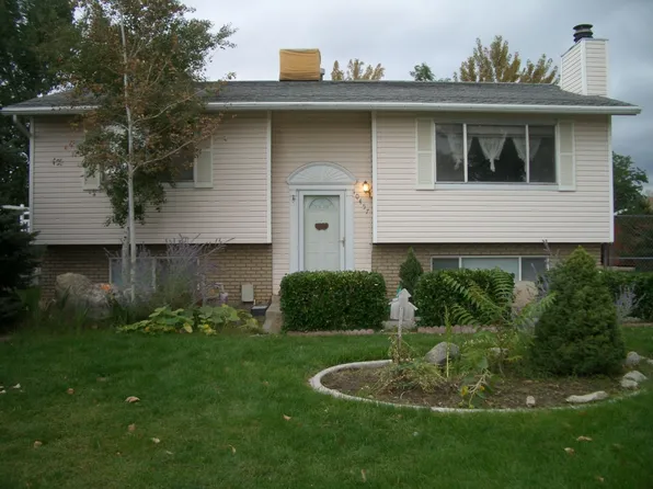 10457 S Amaryllis St, Sandy, UT 84094