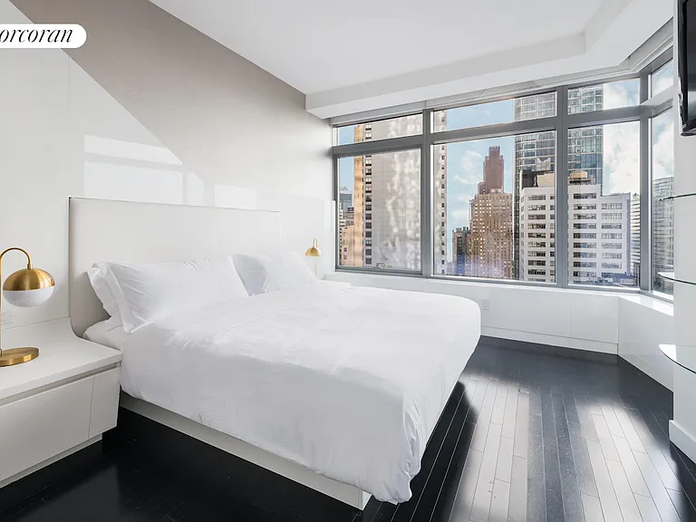 123 Washington St #24A — Photo 1