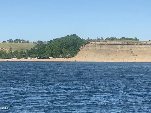 1 Beulah Bay Rd, Beulah, ND 58523