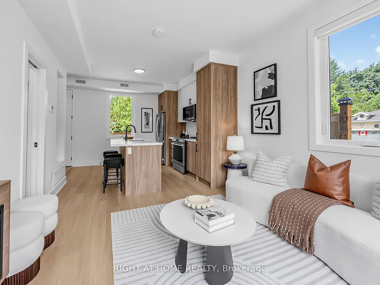1416 Islington Ave #C — Photo 6