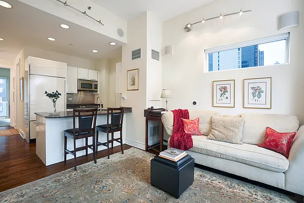 Sold by Compass | media 14