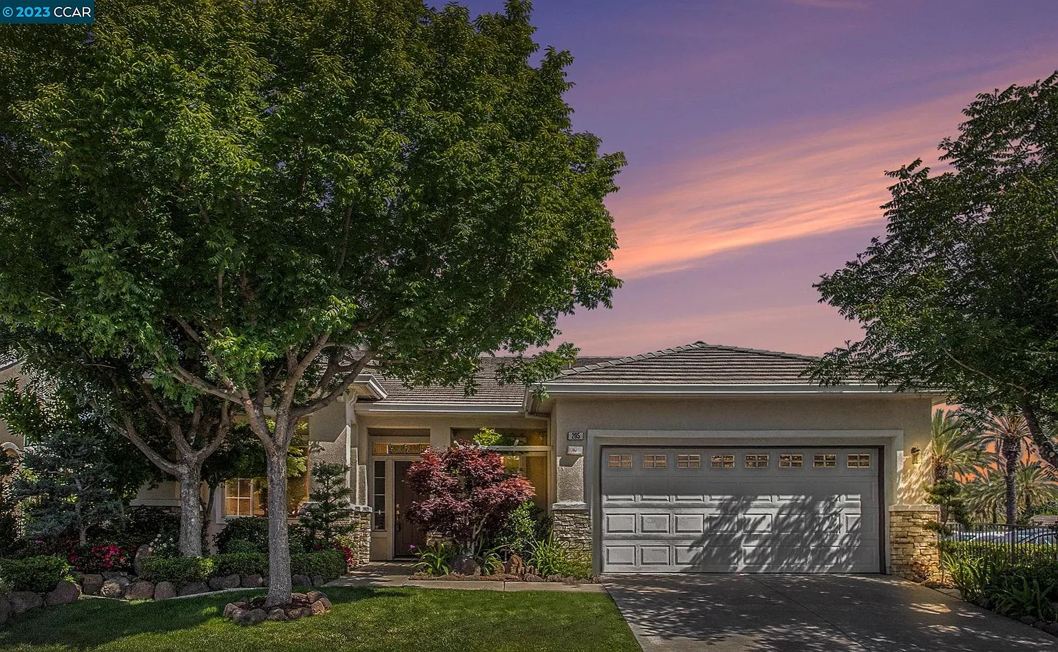 205 Upton Pyne Dr photo 1