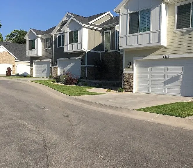 1327 E Lavon View Ct S — Photo 18