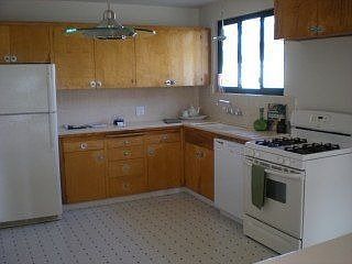 2nd image of 148 Romney Ave
