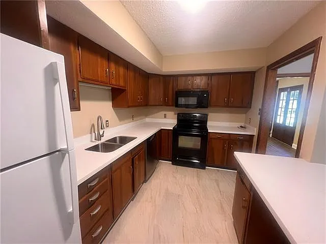 704 Waltham St — Photo 6