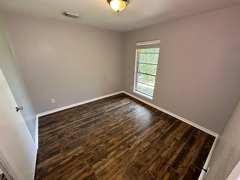9610 Mango St — Photo 10