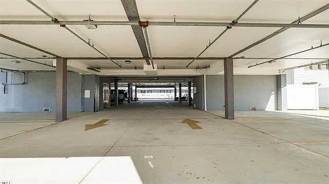 210 N Madison Ave #2 — Photo 30