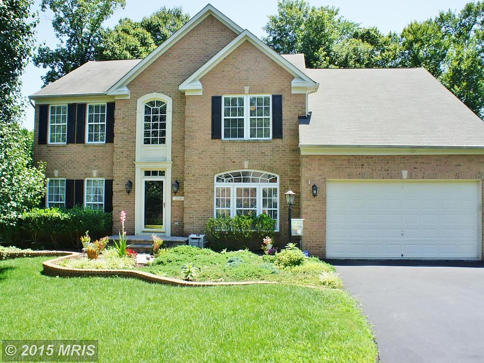 Welcome to 2510 Shady Oak Court!