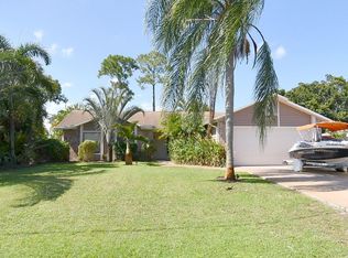 355 SE Fallon Dr, Port Saint Lucie, FL 34983