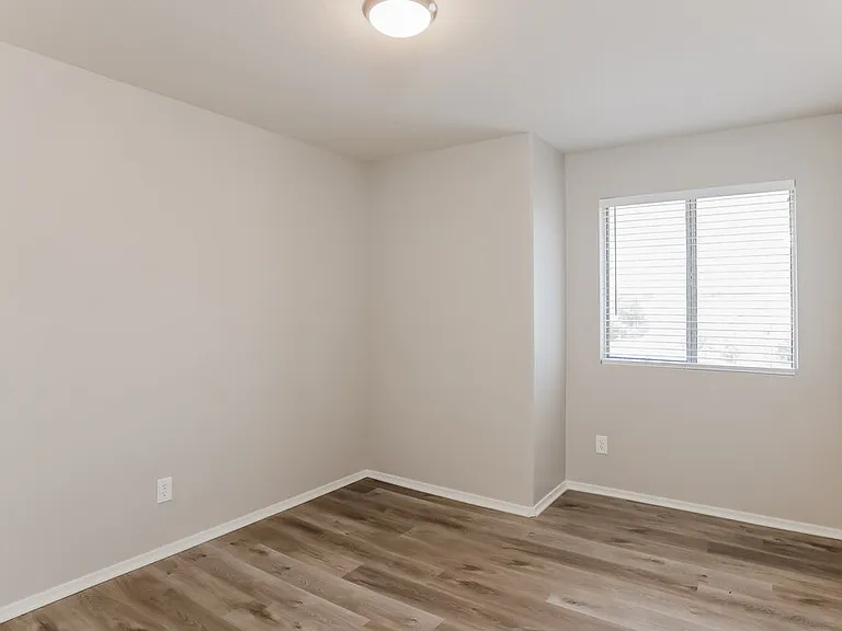 18400 N 83rd Dr — Photo 13