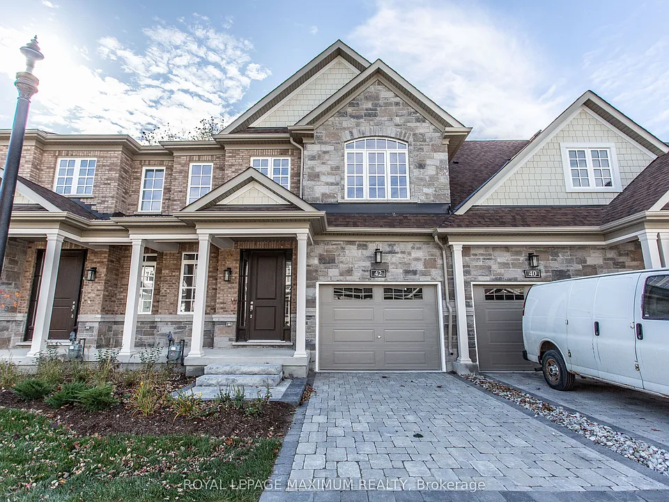 42 Windsor Cir