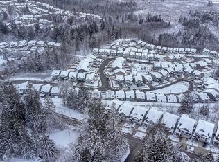 23215 141st Ave, Maple Ridge, BC V4R 2R4