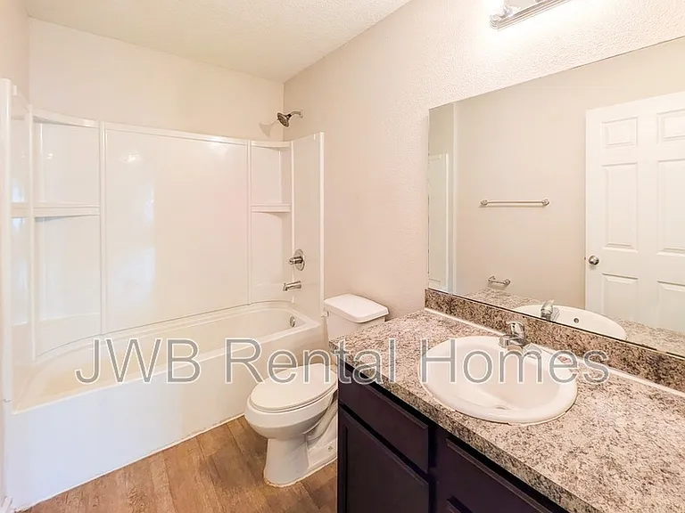 8818 Cocoa Ave — Photo 10