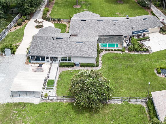 2nd image of 1112 Foxmeadow Trl