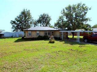 102 E Meek St, Wayne, OK 73095