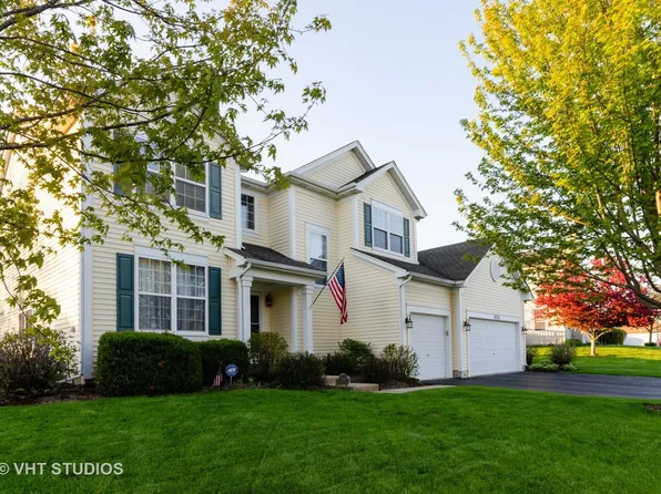 6074 Frank Dr, Hoffman Estates, IL 60192