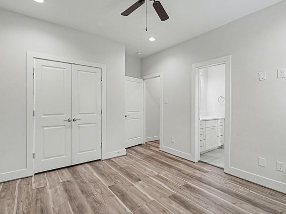 4th image of 2504 W Tidwell Rd #B