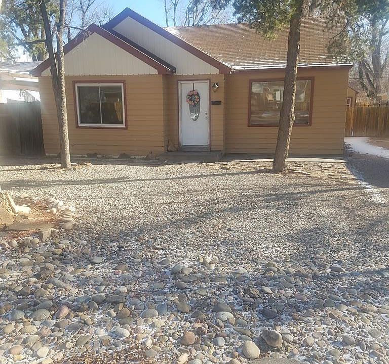 1st image of 802 S 6th St