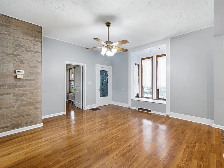 411 N Madison St #A — Photo 3