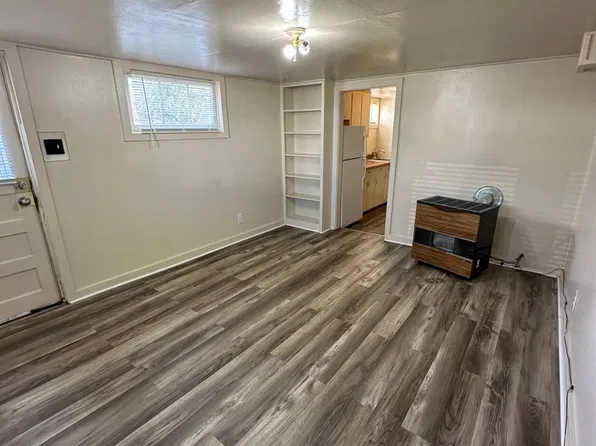 1920 E 22nd St, 1920 E 22nd St #B, Cheyenne, WY 82001