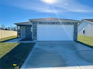 37721 W 208th Ter, Edgerton, KS 66021