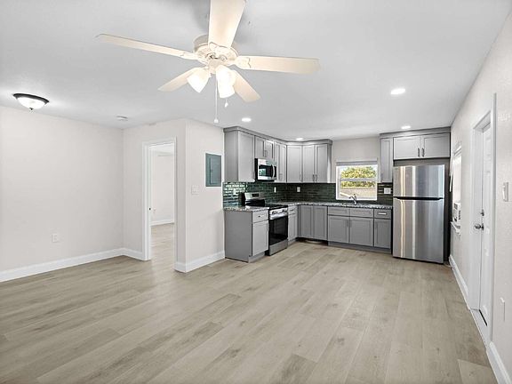 5th image of 101 Deland Ave APT 4