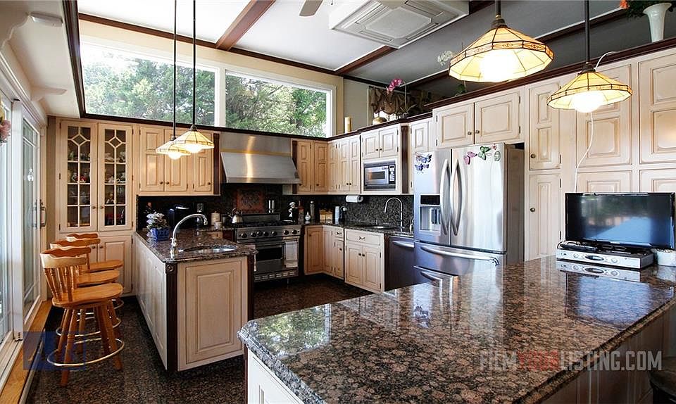 1205 Todt Hill Rd, Staten Island, NY 10304 Zillow