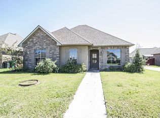 127 Bentwater Dr, Broussard, LA 70518