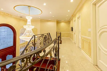 Sold by Robert DeFalco Realty