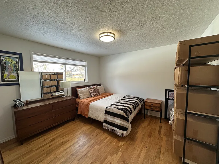 1314 NE Thompson Dr — Photo 11