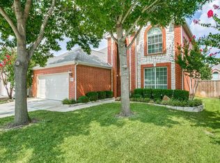 3006 Honey Locust Dr, Euless, TX 76039