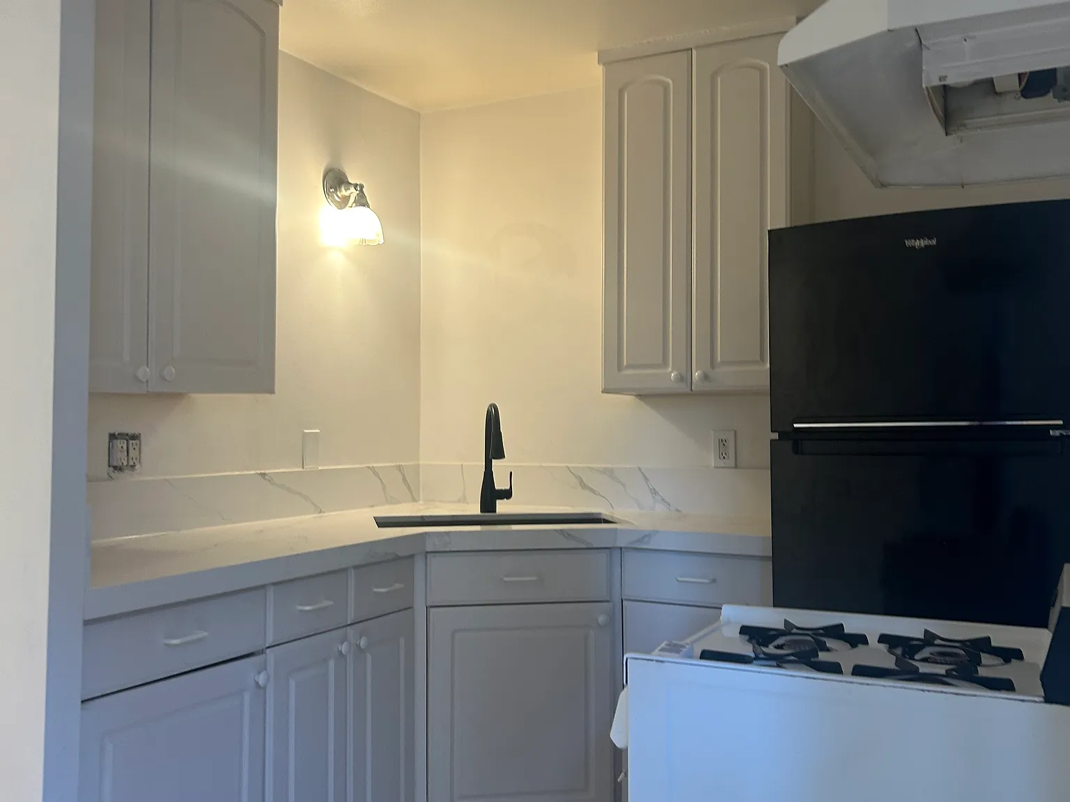 1 bed, 500 sqft, $3,000 — Photo 4